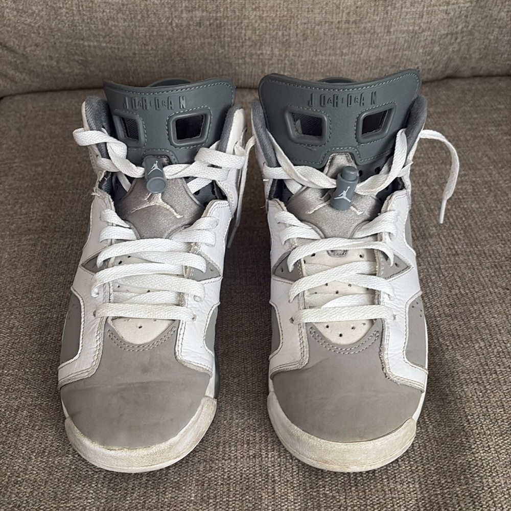 Jordan 6 Cool Grey, size 6Y
